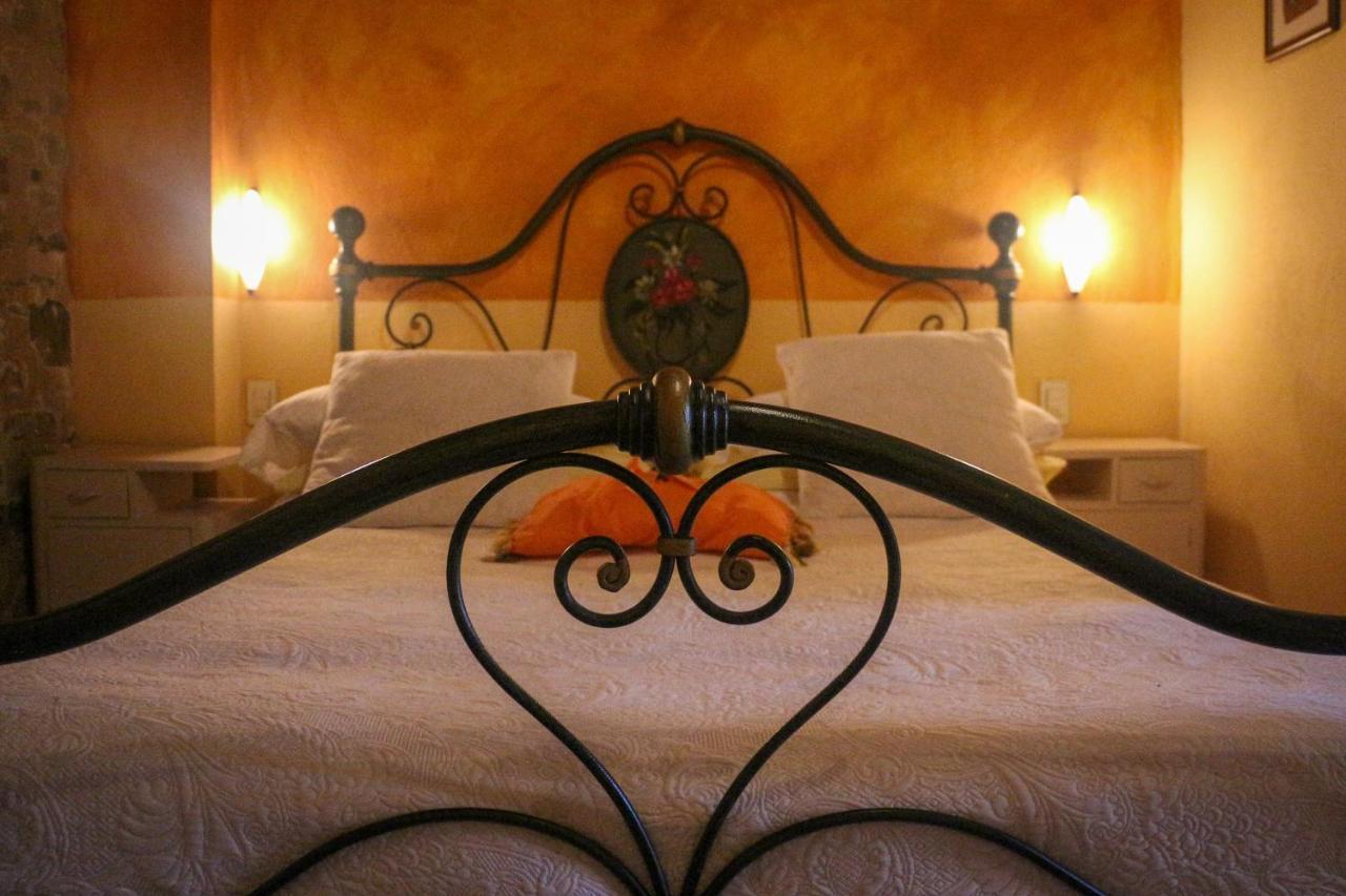 Oasi Lignana Suite Apartments Vellano Bagian luar foto