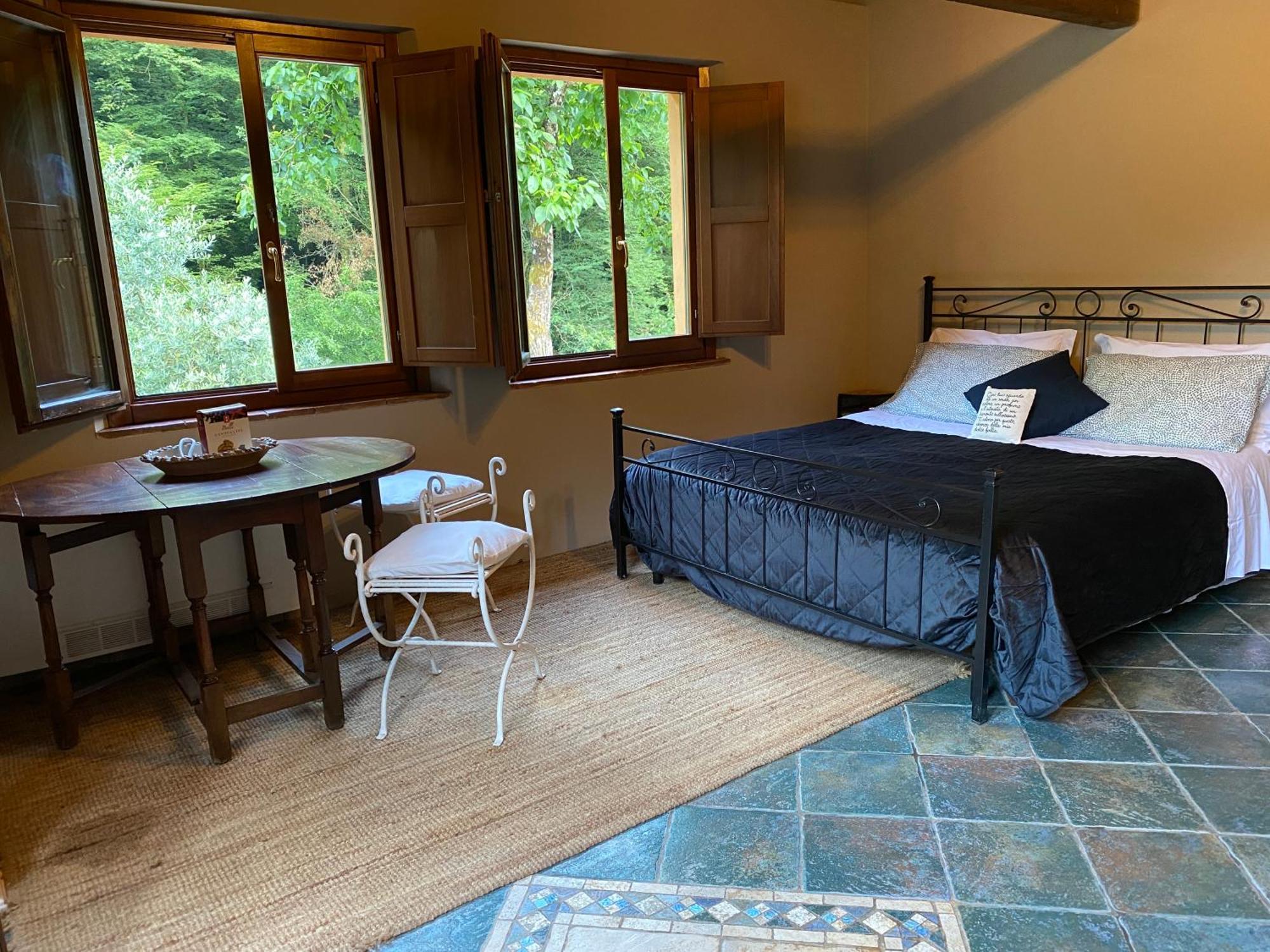 Oasi Lignana Suite Apartments Vellano Bagian luar foto